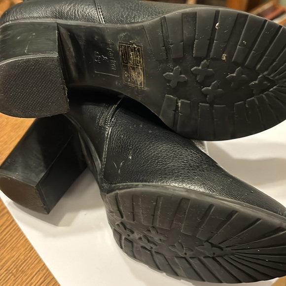 Parker& Sky black boots 8.5 size 3.5 inch heel inside zippers - Picture 5 of 5